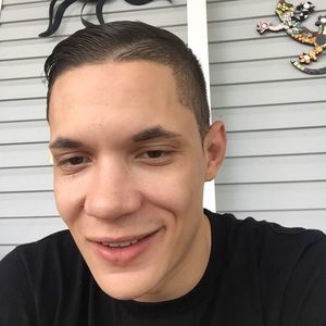 Meet your Posher, Phillip